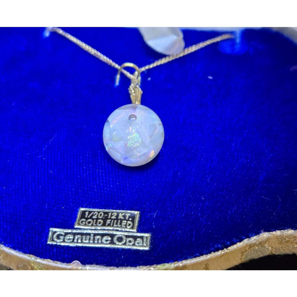 vintage IRIS Floating Opals 1/20-12KT GOLD FILLED Genuine‎ Opal Necklace in Box